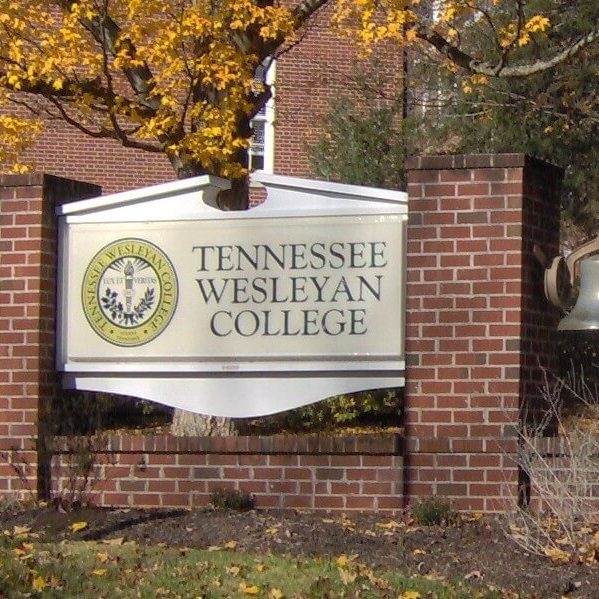 John Golf’s “Putting Around the USA”: Small College Towns
