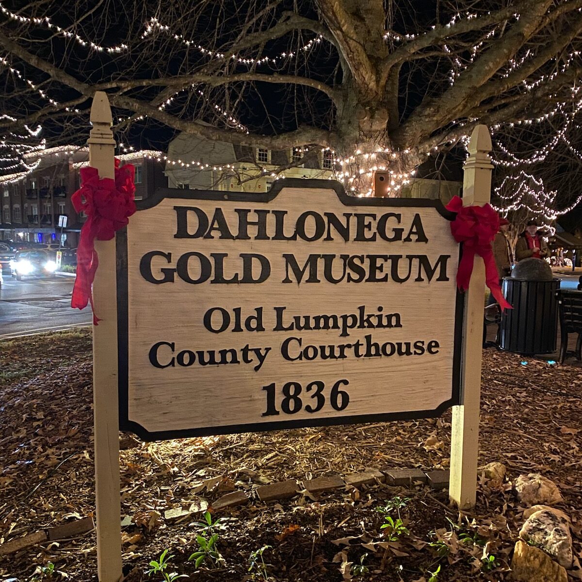 John Golf’s “Putting Around the USA”: Festive Town Squares