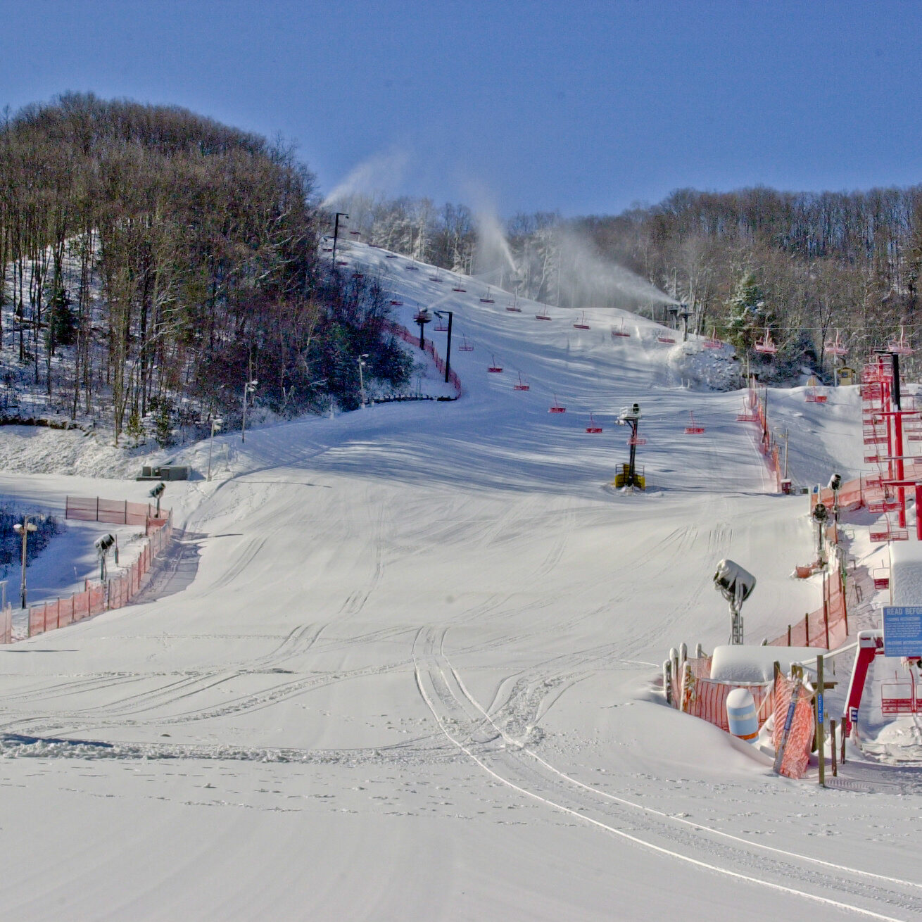 Warm Weather in Tennessee Keeps Ober Gatlinburg Skiiers Waiting