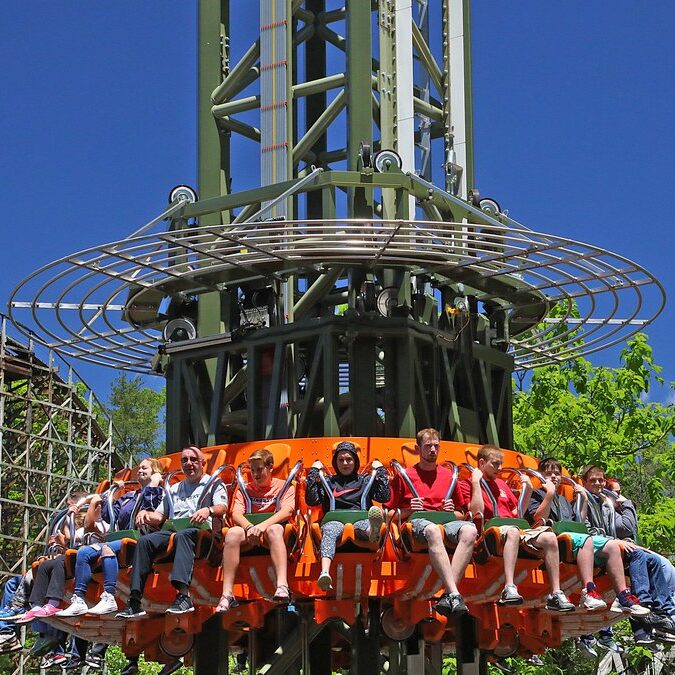 Dollywood Closes Free Fall Ride Out of Caution