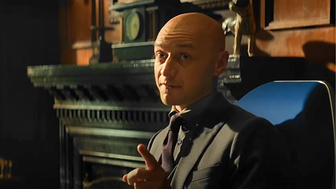 Marvel pode trocar raça do Professor X em reboot dos X-Men e ex-roteirista acusa estúdio de hipocrisia 1 James McAvoy como Professor Charles Xavier em Dark Phoenix (2019), 20th Century Fox