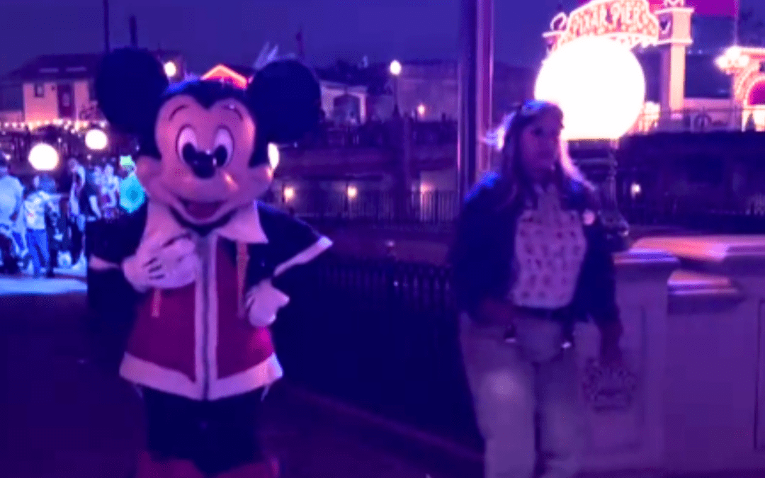 Mickey Mouse Loses His Pants In Front Of Guests At Oogie Boogie Bash In Disneyland
