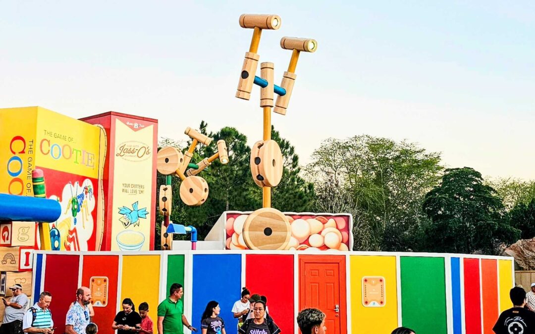 PHOTOS: New Toy Story Snack Kiosk is a Popcorn Box