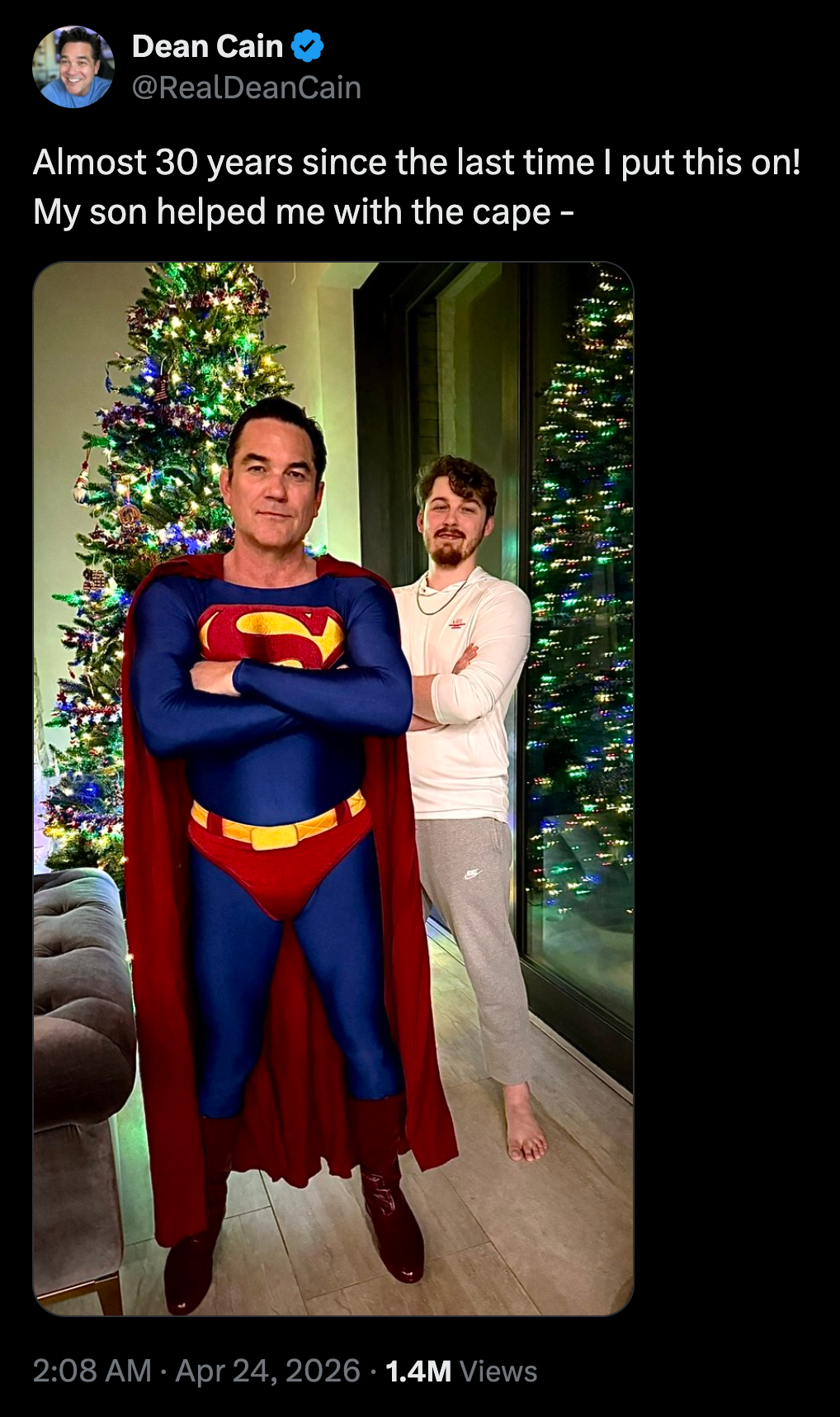 A tweet from Dean Cain posing in the Superman costume