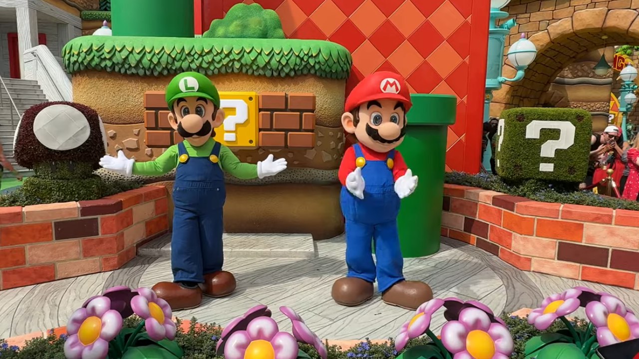 Luigi and Mario Meet-and-Greet at Nintendo World in Epic Universe