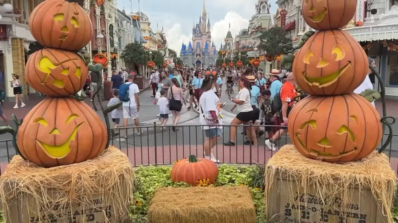 Halloween Main Street USA Magic Kingdom