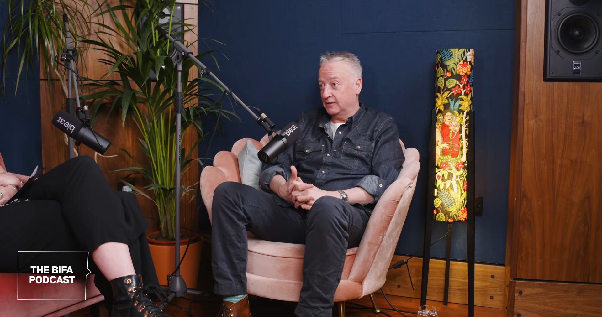Seamus McGarvey seated for a casual interview