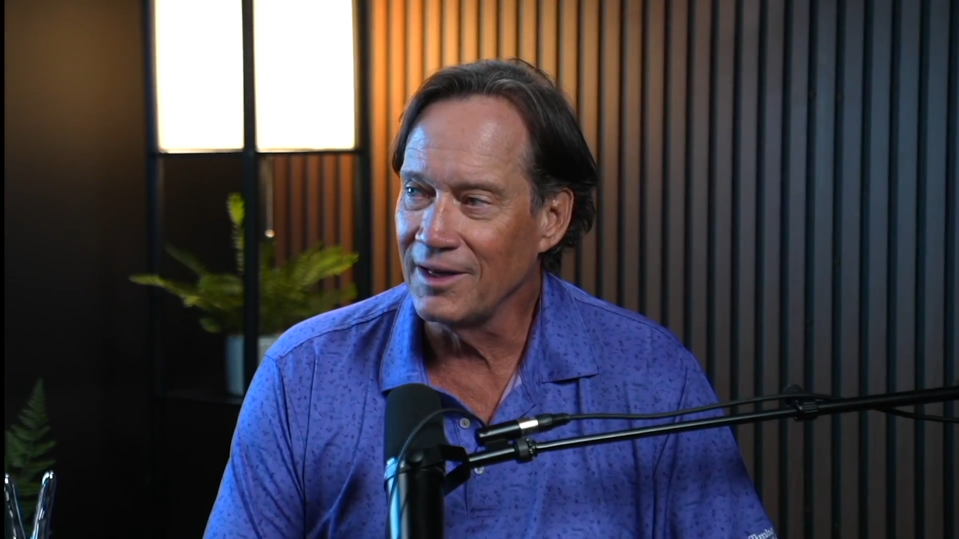 (532) EXCLUSIVE Hercules Actor Kevin Sorbo on REINVENTED with Jen Eckhart 00-00-06 Kevin Sorbo smiles during an interview