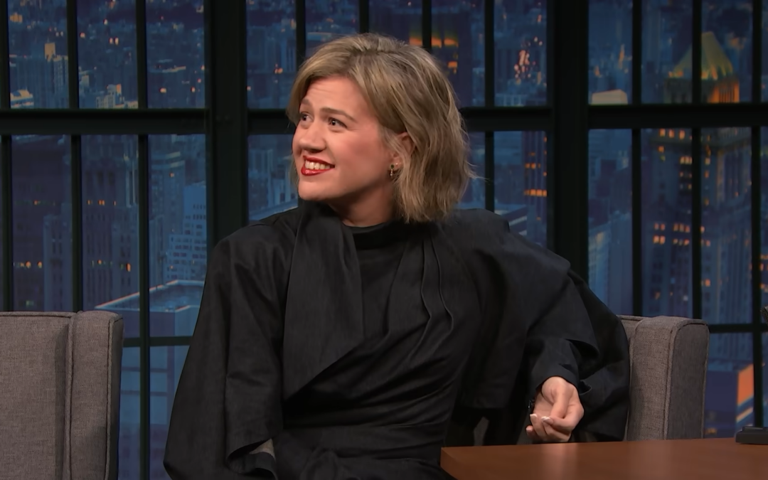 Security Footage Leaks of Kelly Clarkson’s Visit to Art of Play Store — What Really Happened?