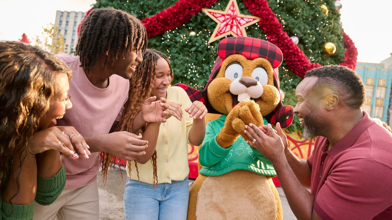 Earl The Squirrel with a family